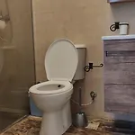 Apartment Luxury In Qerret *