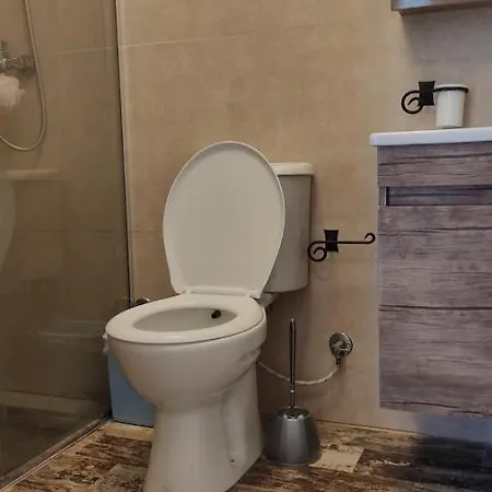 Apartmán Luxury In Qerret *