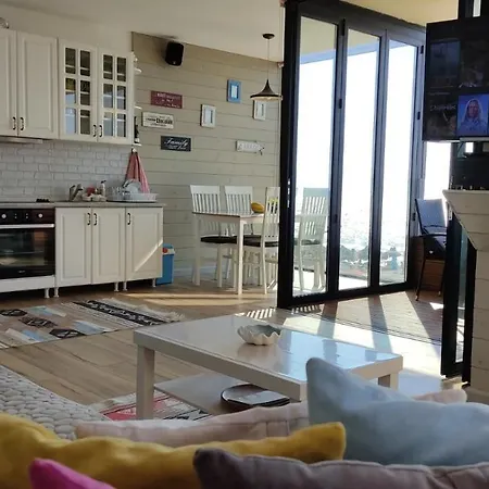 Luxury In Qerret * גולם