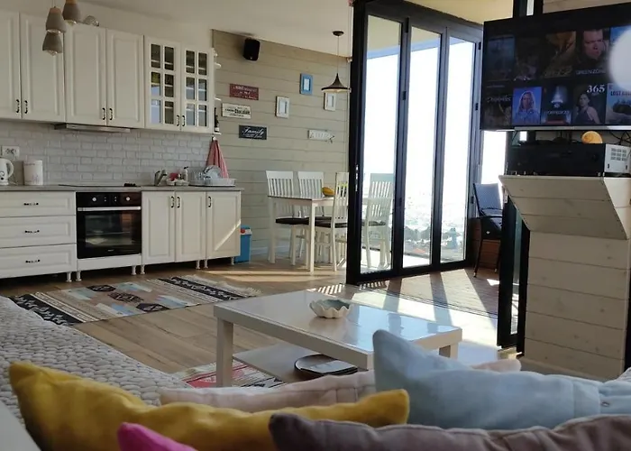 Luxury In Qerret * גולם