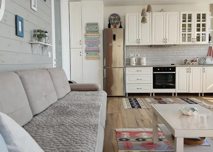 Luxury In Qerret דירה