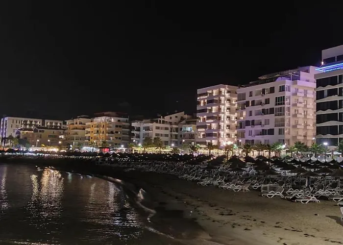 Luxury In Qerret דירה גולם