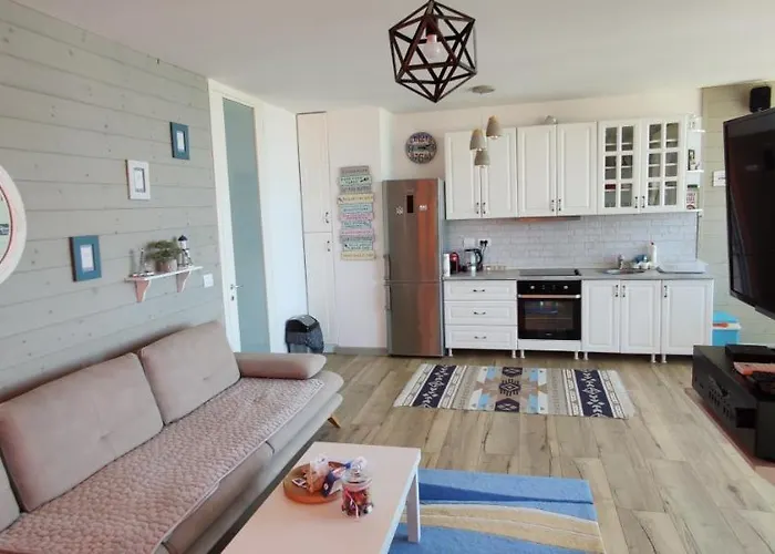 Luxury In Qerret * גולם