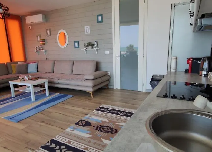 Luxury In Qerret * גולם